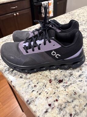 On Cloud Cloud Runner Running Women's Athletic Shoes in Lavender and Black